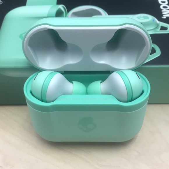 SkullCandy Indy Evo earbuds - Picture 3 of 6